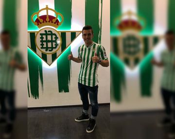 Lo Celso con la camiseta de Betis