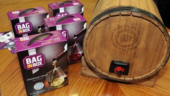 la cajita ahora es cool: una nueva y novedosa manera de envasar vino la cajita ahora es cool: una nueva y novedosa manera de envasar vino