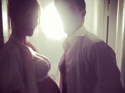 nicole neumann mostro su pancita en una produccion hot con su marido nicole neumann mostro su pancita en una produccion hot con su marido