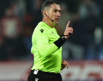 István Kovács, el polémico árbitro de Argentina vs. Jordania