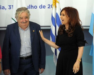La Presidente volverá a llevar a Mujica en el Tango 01