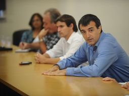 Bullrich: Los chicos ven las tomas como un divertimento