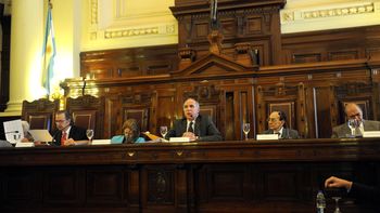 diputados k quieren quitarle el manejo de fondos a la corte diputados k quieren quitarle el manejo de fondos a la corte