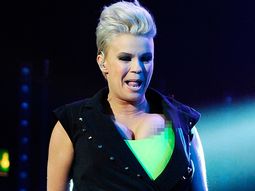 Kerry Katona, en problemas sobre el escenario