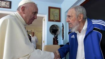 esta es la foto del encuentro entre francisco y fidel castro en la habana esta es la foto del encuentro entre francisco y fidel castro en la habana