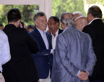 Macri recibió a la cúpula de la CGT, tras la ley de Ganancias