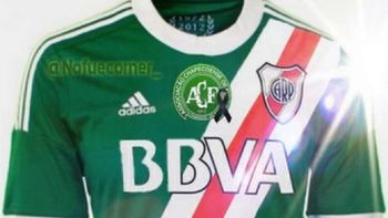 La camiseta que vestirá River ante Independiente por el campeonato local La camiseta que vestirá River ante Independiente por el campeonato local