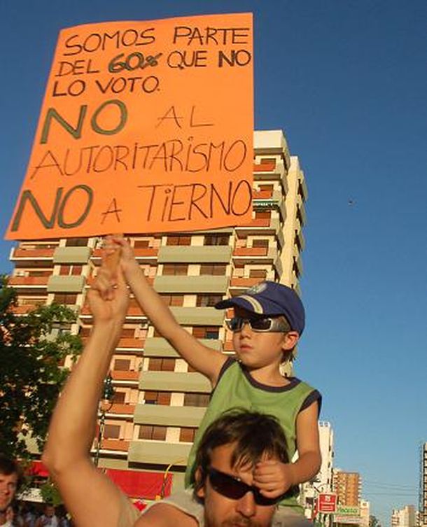 Protesta contra tierno dyn 2