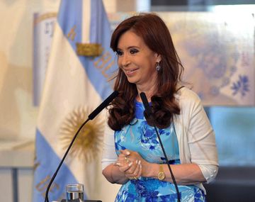 Cristina regresó de Santa Cruz y se trasladó a Olivos