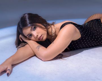 Juli Obregón presentó su nueva canción Deja Vu