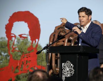 Los vendepatria que nos gobiernan: Kicillof a Milei por la licitación de la Hidrovía