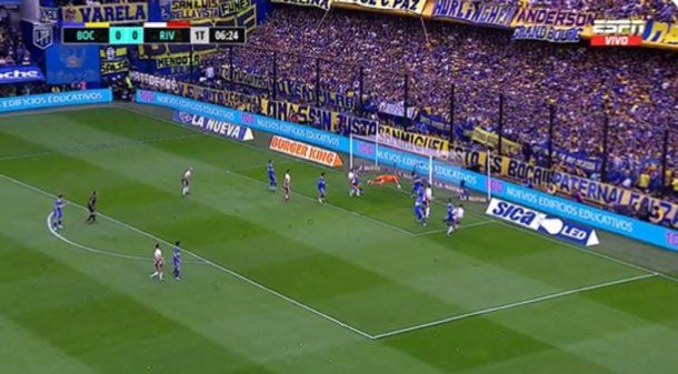 VIDEO: La atajada de Rossi que evitó el primer gol de River