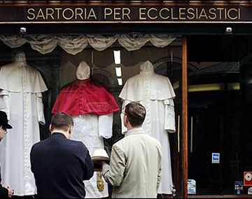 ¿Cómo será la vestimenta del sucesor de Benedicto XVI?