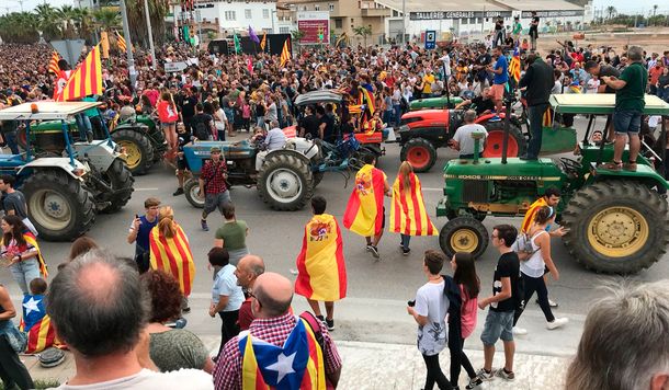 Vamos a declarar la independencia de Cataluña en cuestión de días, dice el presidente Puigdemont