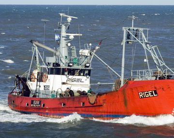 Un buque de investigación científica se sumó a la búsqueda del pesquero Rigel