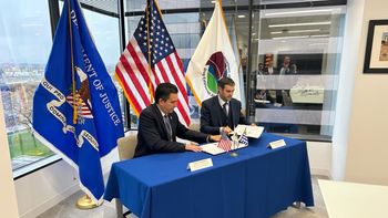 El gobierno uruguayo firmó un convenio con la DEA para fortalecer la lucha contra el narcotráfico. El gobierno uruguayo firmó un convenio con la DEA para fortalecer la lucha contra el narcotráfico.