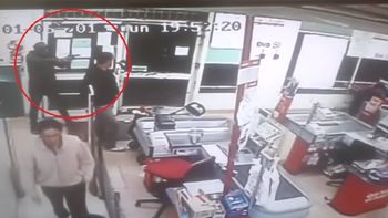 filman dos violentos robos a un supermercado en menos de un mes filman dos violentos robos a un supermercado en menos de un mes