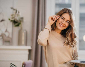La ropa que usan las personas inteligentes, según la IA