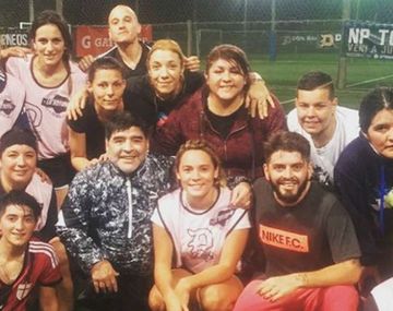 Hay equipo: la foto del picadito que Maradona jugó con Diego Jr.