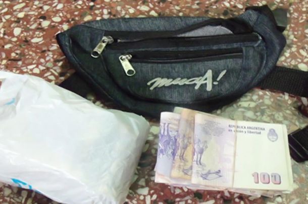 Tres delincuentes robaron medio millón de pesos a pasajeros de un colectivo