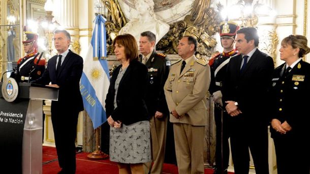 Bullrich confirmó que a partir de septiembre se empezarán a usar las 100 pistolas Taser