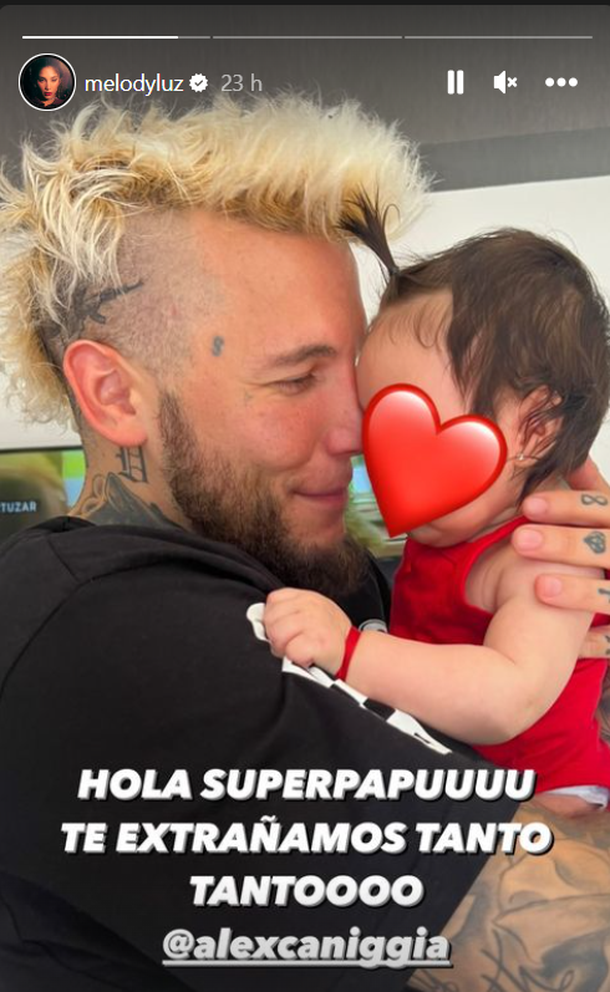 La felicidad de Melody Luz por recibir a Alex Caniggia. La felicidad de Melody Luz por recibir a Alex Caniggia.