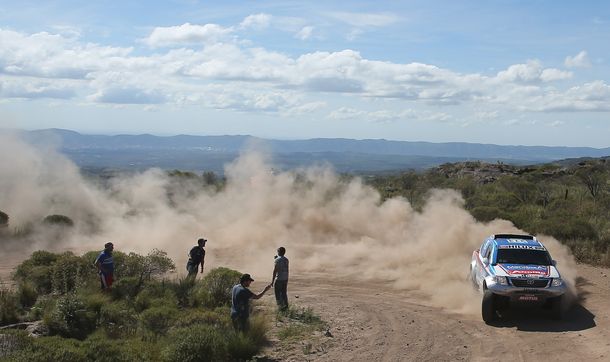 Por la ola de calor, suspendieron la segunda etapa del Dakar