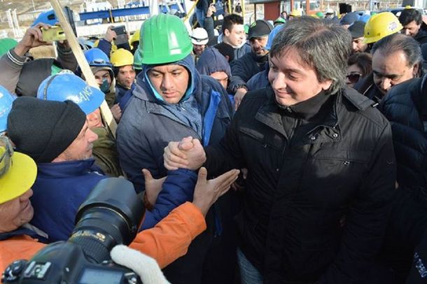 Máximo Kirchner: No busco que escriban por la calle Gracias, Néstor