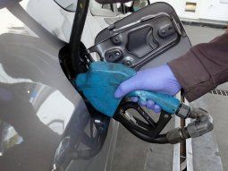 sube el precio de la nafta por el conflicto en medio oriente