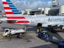 Un de American Airlines que iba a Miami se declaró en emergencia y tuvo que volver a Ezeiza.
