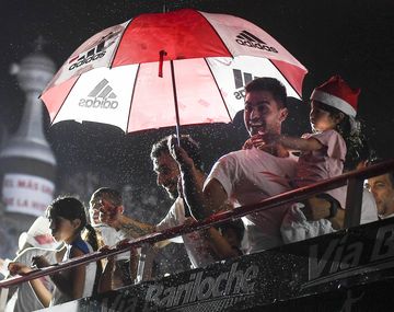 VIDEO: Así fue la postergada vuelta olímpica de River en el Monumental