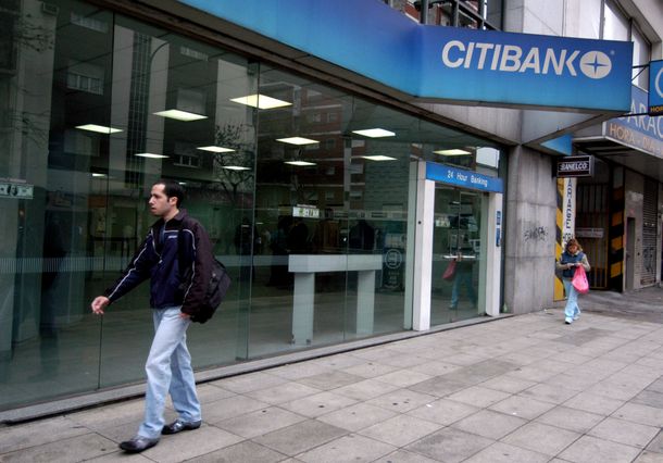 Bancos y empresarios rechazan la inhabilitación del CEO del Citibank