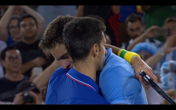 Los grandes también lloran: Del Potro, de alegría, y Djokovic, de tristeza, tras el duelo