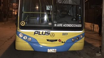 Un delincuente fue abatido por una mujer policía en un colectivo sobre Panamericana Un delincuente fue abatido por una mujer policía en un colectivo sobre Panamericana