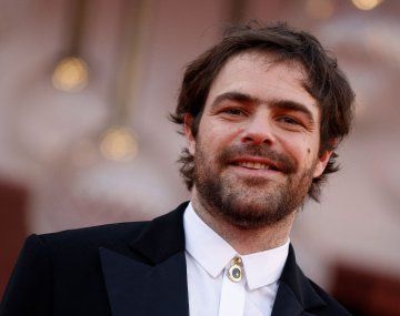 Peter Lanzani apareció en Olga después del escándalo con Lali Espósito