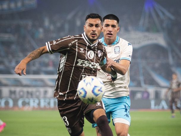 Platense sorprendió a Racing en el Cilindro, le ganó 1-0 y se metió en cuartos de final del Torneo Apertura