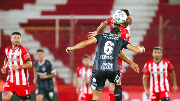 Copa de la Liga: Barracas Central venció a Atlético Tucumán y se metió en zona de clasificación