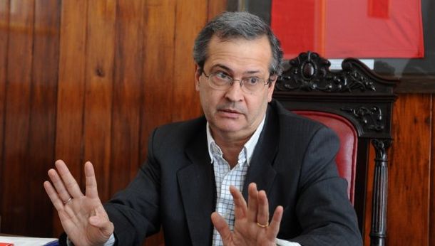 Socios e hinchas de Independiente increparon a Cantero