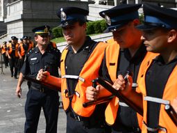 Policia JH 8726