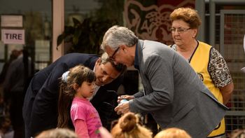 zamora y massa entregaron mas de 500 anteojos a alumnos de escuelas de tigre zamora y massa entregaron mas de 500 anteojos a alumnos de escuelas de tigre