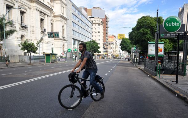 Establecen tarifas fijas para el estacionamiento de bicicletas en la Ciudad
