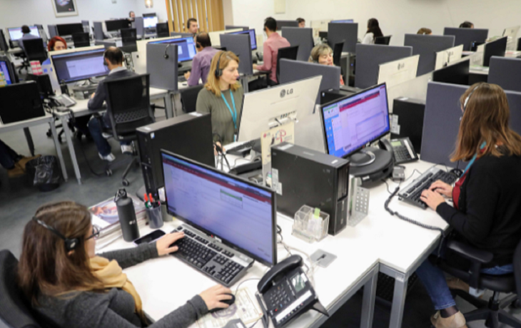 Bono de $24.000 y aumento para trabajadores de call center: desde cuándo