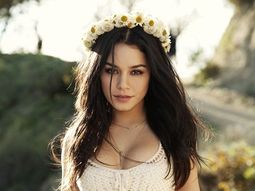 Hudgens, una chica de espíritu libre