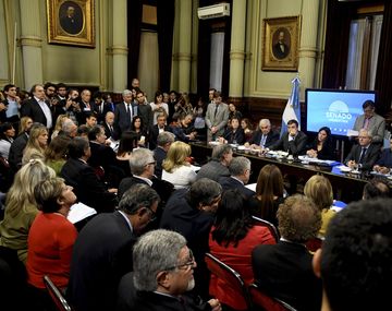 El proyecto contra el tarifazo obtuvo dictamen y será tratado en el Senado