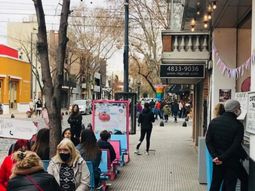 Cuarentena: sólo una duplicación de casos podría frenar la apertura en el AMBA