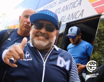 Diego Maradona sigue en Gimnasia y Esgrima La Plata