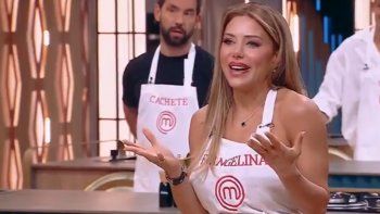 el conmovedor gesto que evangelina anderson tuvo con wanda nara en masterchef celebrity: que hizo el conmovedor gesto que evangelina anderson tuvo con wanda nara en masterchef celebrity: que hizo