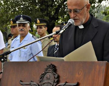 Hernán Ustariz, párroco del colegio Nuestra Señora de Fátima