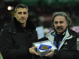 hernan crespo sera el entrenador de las inferiores del parma de italia hernan crespo sera el entrenador de las inferiores del parma de italia