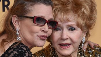 Carrie Fisher y Debbie Reynolds, hija y madre, murieron con horas de diferencia Carrie Fisher y Debbie Reynolds, hija y madre, murieron con horas de diferencia